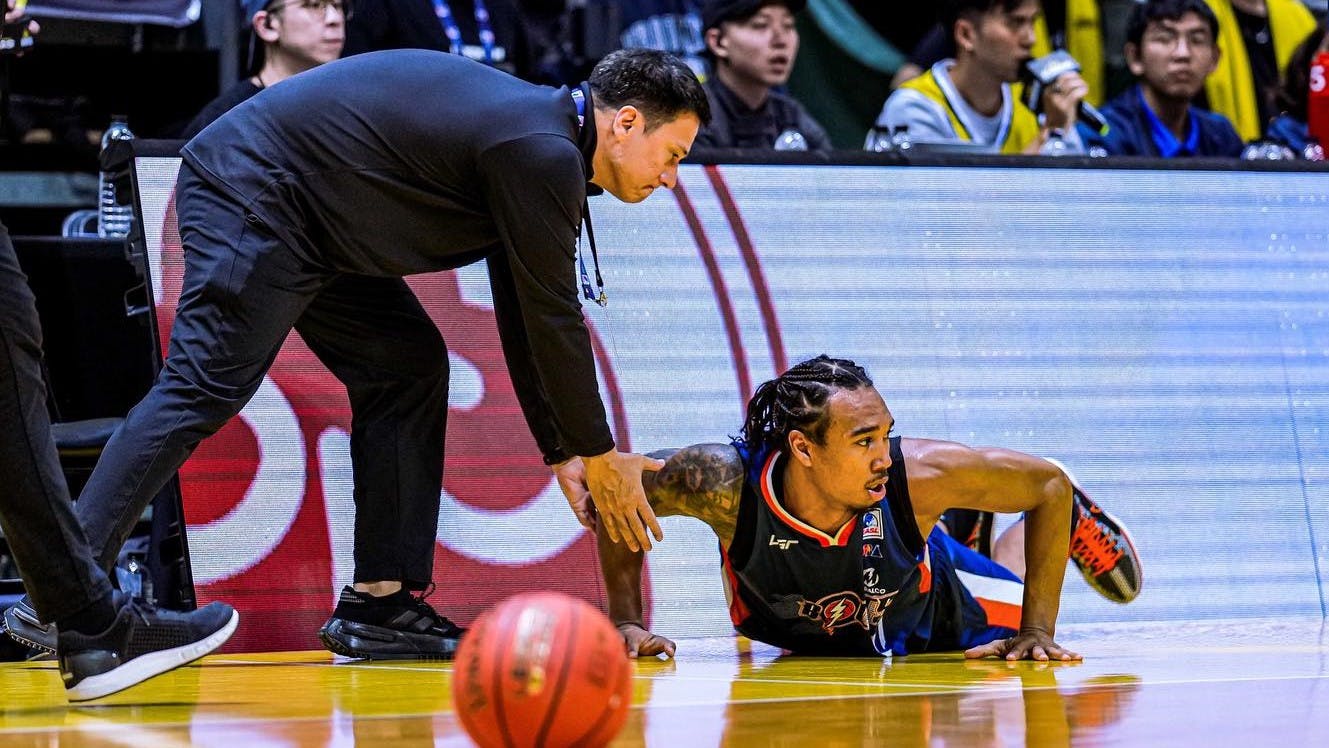 Meralco surprisingly meets two-time PBA Best Player of the Conference in EASL